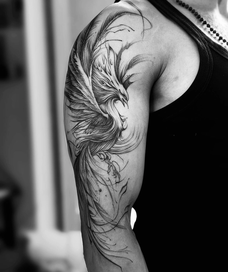 tattoo phượng hoàng đen trắng nổi bật với phong cách cá tính