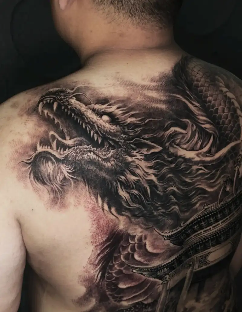 hình xăm cá chép hóa rồng cho nữ
