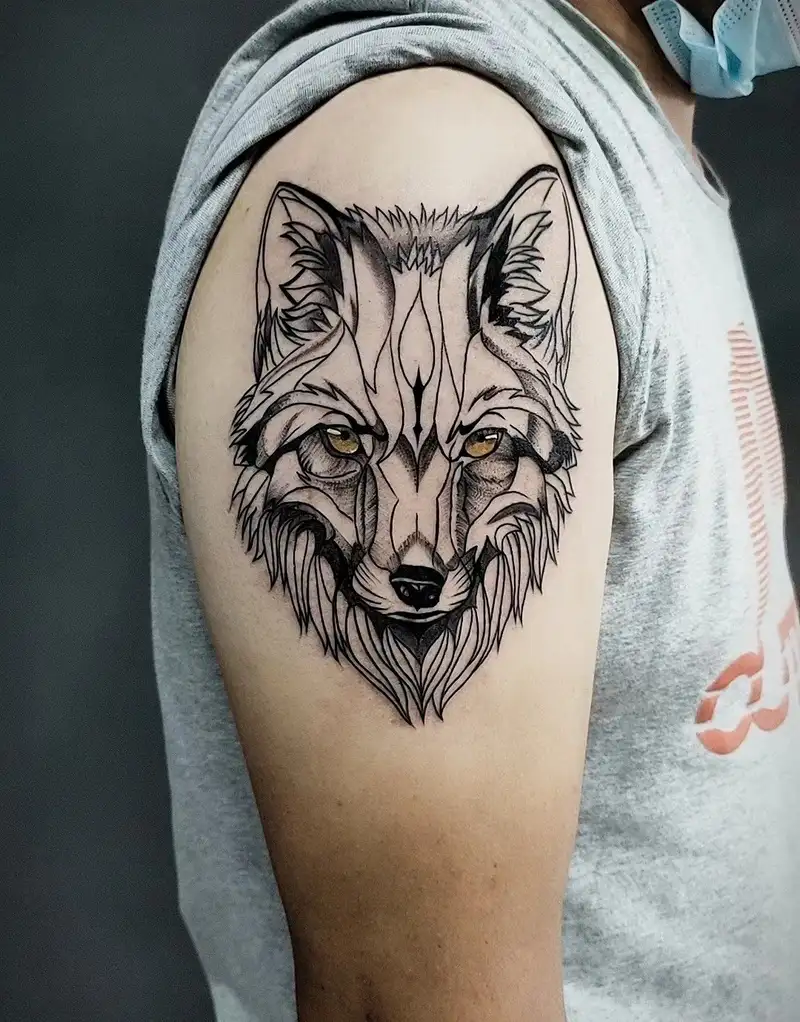 hình xăm đầu sói hoa văn phong cách tattoo