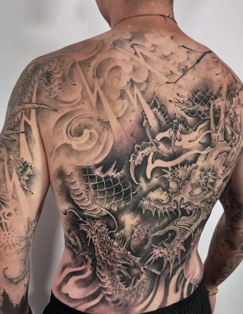 hình xăm mặt rồng đẹp độc lạ sáng tạo