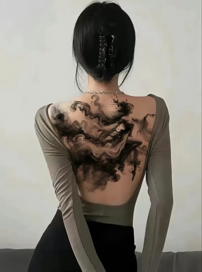 nghệ thuật xăm hình nữa lưng đẹp